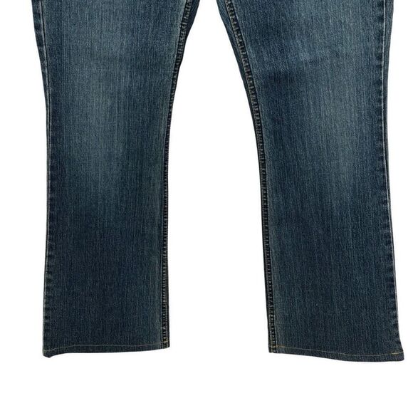 Levi's Low Rise Slim Fit Bootcut‎ Jeans Misses Size 12 NWT - Picture 4 of 10